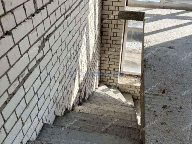 однокомнатная квартира в слободе Верхнепечёрская дом 57