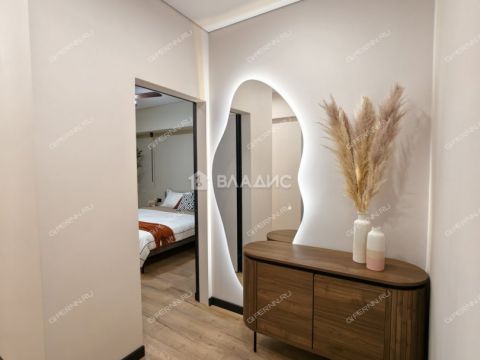 1-komnatnaya-prosp-molodezhnyy-d-18 фото