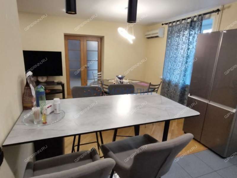 четырёхкомнатная квартира на Казанском шоссе дом 10 к2