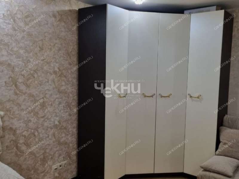 однокомнатная квартира на улице Героев Космоса дом 6