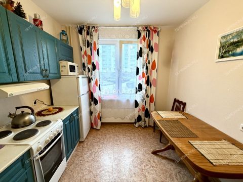 2-komnatnaya-prosp-korablestroiteley-d-70 фото