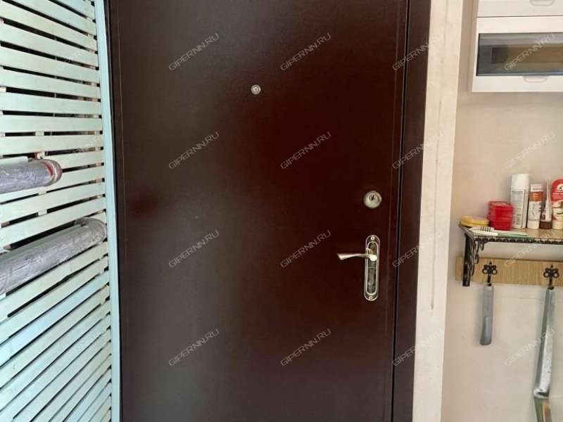 пятикомнатная квартира на улице Плотникова дом 4