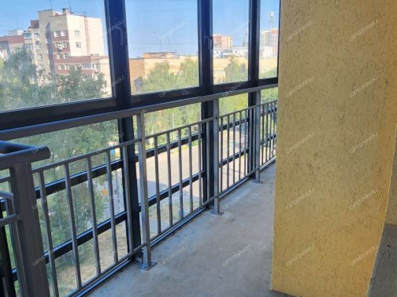 четырёхкомнатная квартира в новостройке на Полтавской улице дом 15