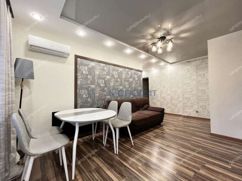 трёхкомнатная квартира на улице Белинского дом 49