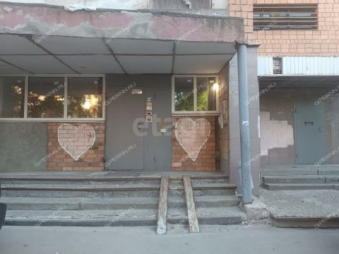 2-komnatnaya-ul-belinskogo-d-93 фото