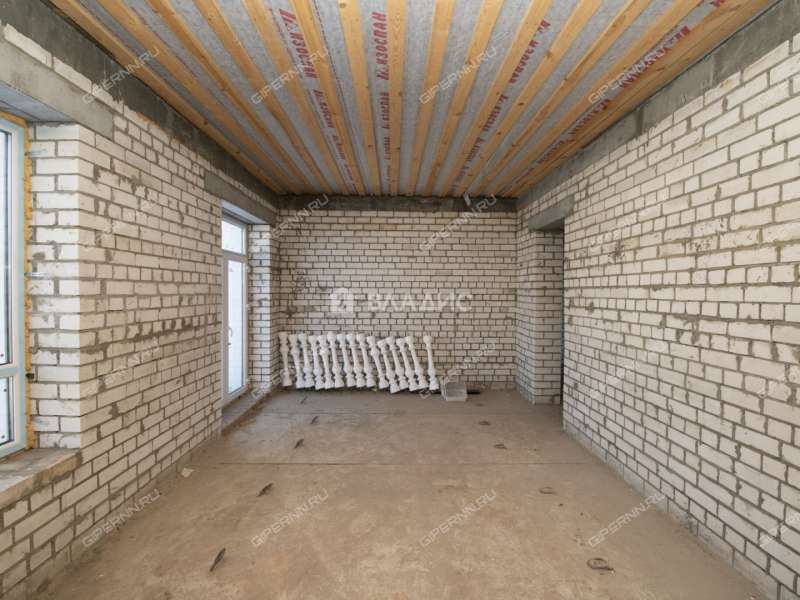 дом на  деревня Утечино