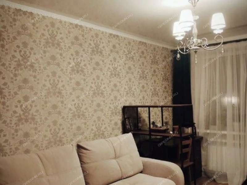 однокомнатная квартира на улице Юлиуса Фучика дом 7