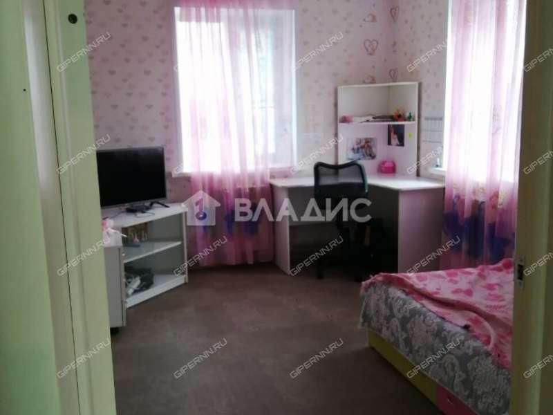 дом на Полевой улице деревня Шишово