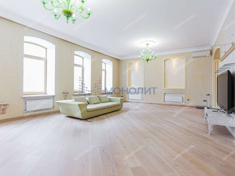 пятикомнатная квартира на Большой Покровской улице дом 14