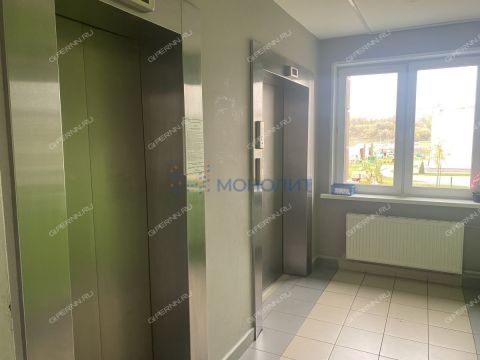 2-komnatnaya-ul-romantikov-d-1 фото