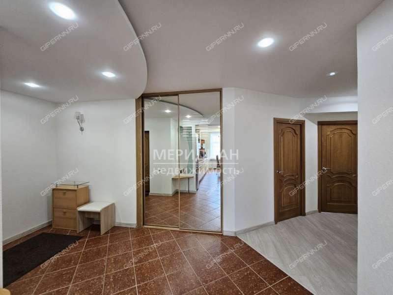 трёхкомнатная квартира на Арзамасской улице дом 5