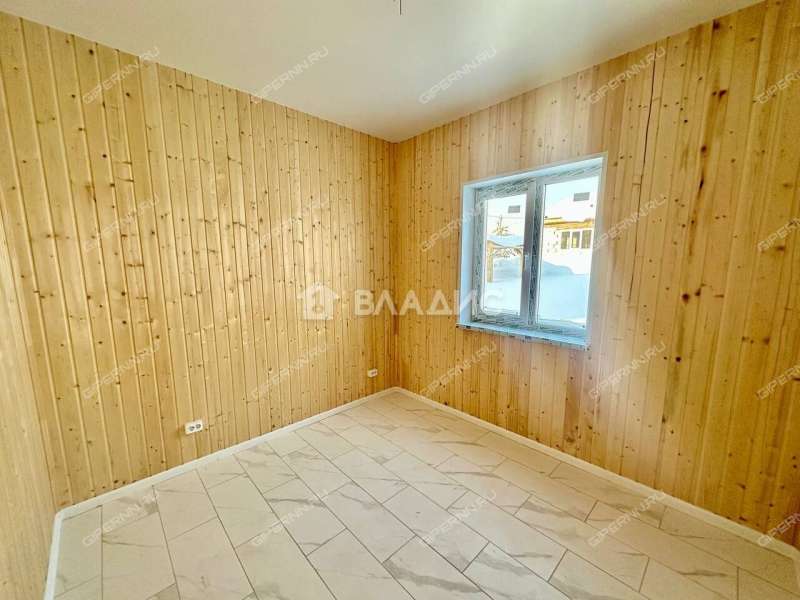 дом на улице Урожайная деревня Шумилово