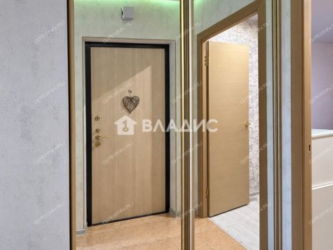 1-komnatnaya-nab-volzhskaya-d-10v фото