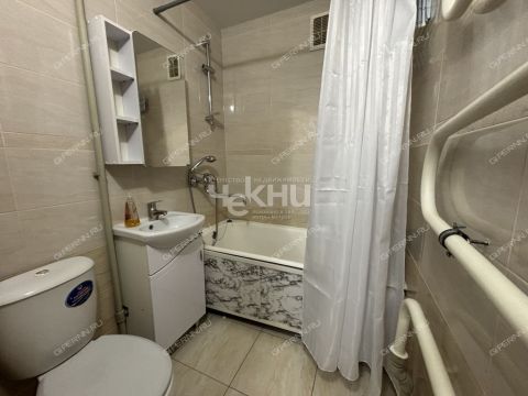 2-komnatnaya-ul-nikity-rybakova-d-1 фото