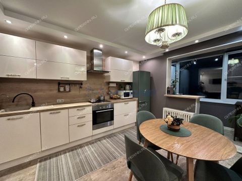 2-komnatnaya-nab-volzhskaya-d-24 фото