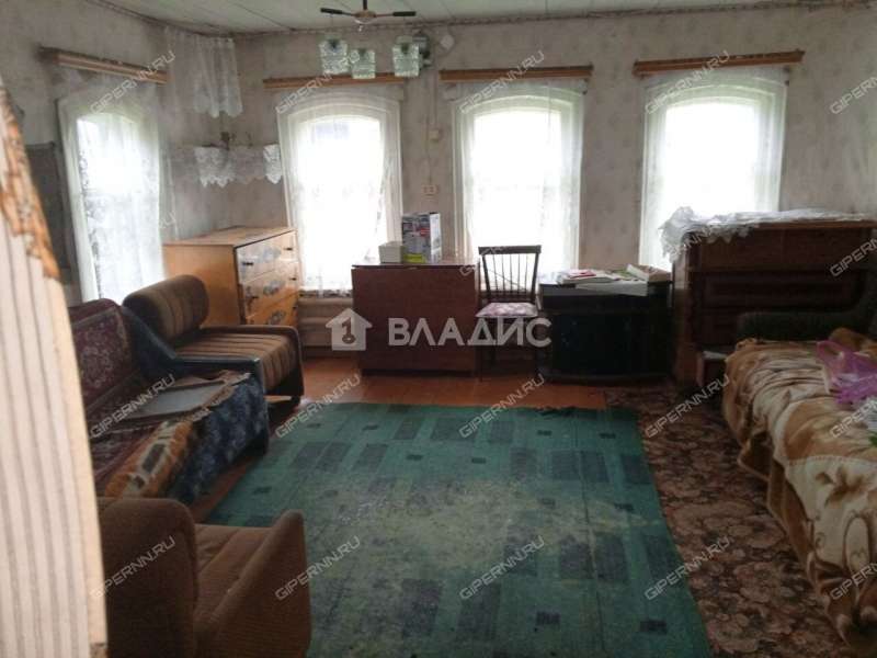 дом на улице Куйбышева село Безводное