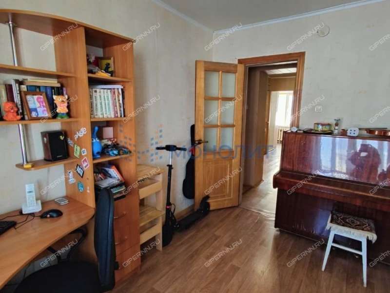 четырёхкомнатная квартира на улице Чапаева дом 3 город Шахунья