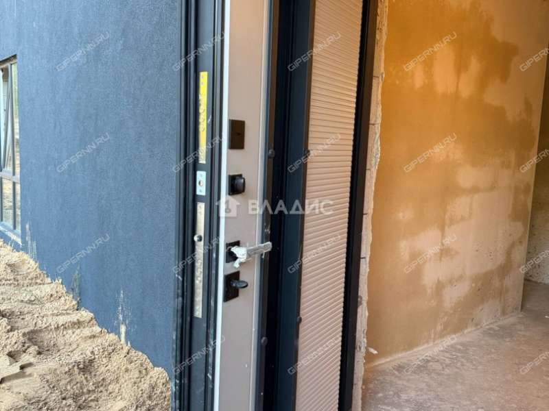 дом на  село Елховка