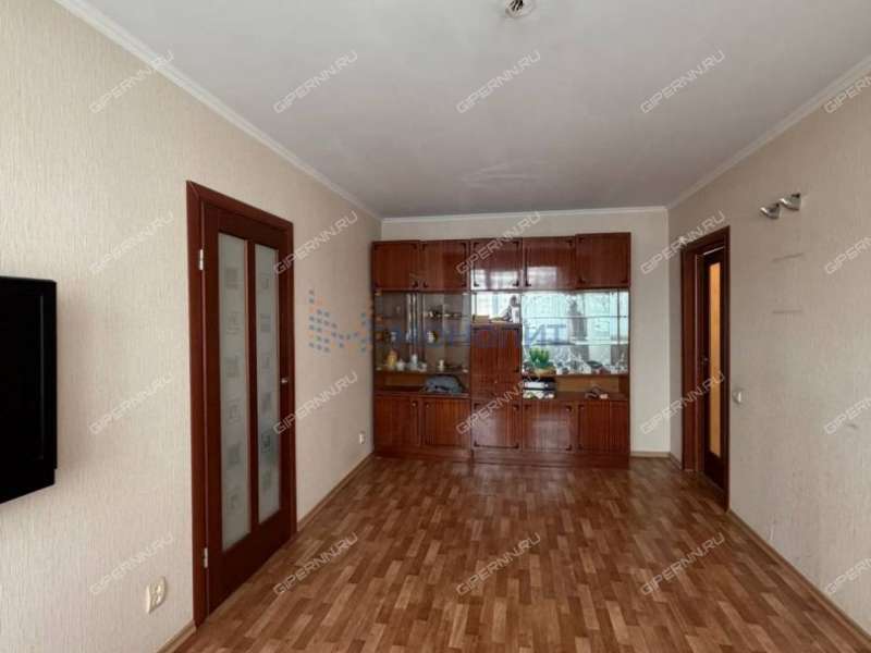 трёхкомнатная квартира на улице Мельникова дом 30