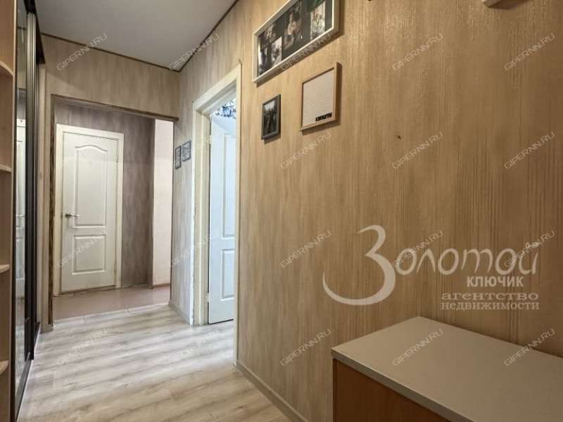 двухкомнатная квартира на Бурнаковской улице дом 51