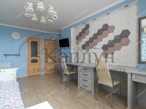 4-komnatnaya-ul-timiryazeva-d-43 фото