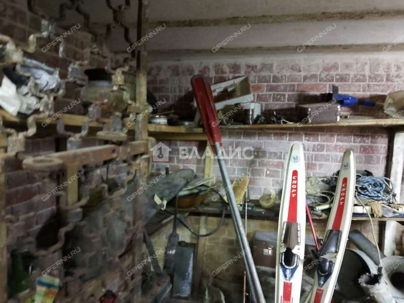 дом на улице Сутырина посёлок Ленинская Слобода