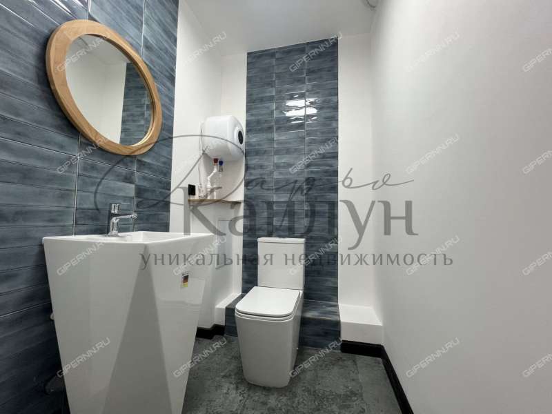 помещение под офис на площади Минина и Пожарского