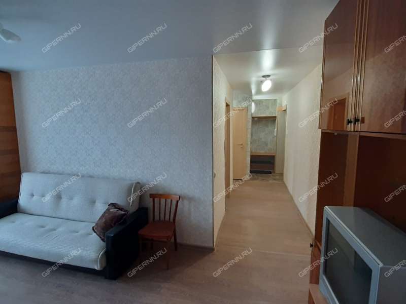 двухкомнатная квартира в 2-м микрорайоне дом 20 город Кстово