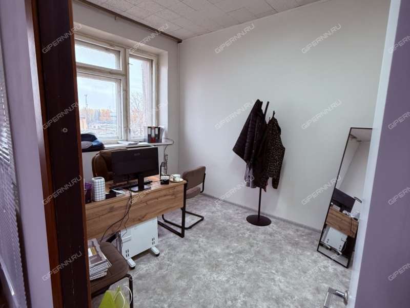 помещение под помещение свободного назначения на улице Айвазовского