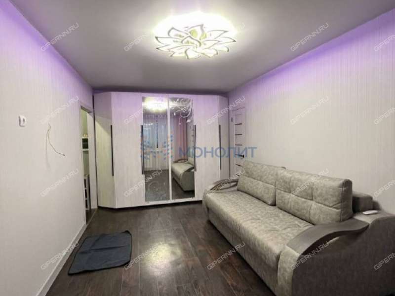 двухкомнатная квартира на проспекте Чкалова дом 52 город Дзержинск