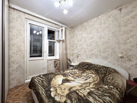 3-komnatnaya-ul-verhnepecherskaya-d-9 фото