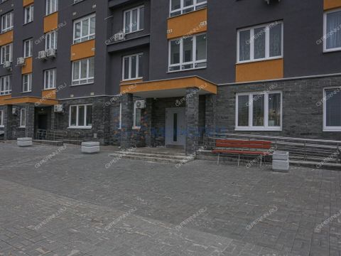 3-komnatnaya-ul-belozerskaya-d-7 фото