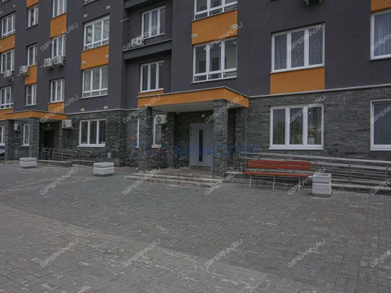 трёхкомнатная квартира на Белозерской улице дом 7