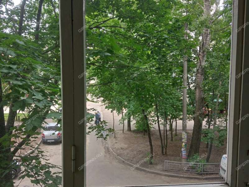 комната в доме 30 на улице Сергея Есенина