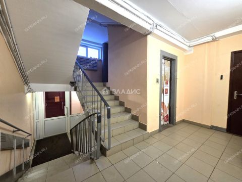 3-komnatnaya-ul-poltavskaya-d-35 фото