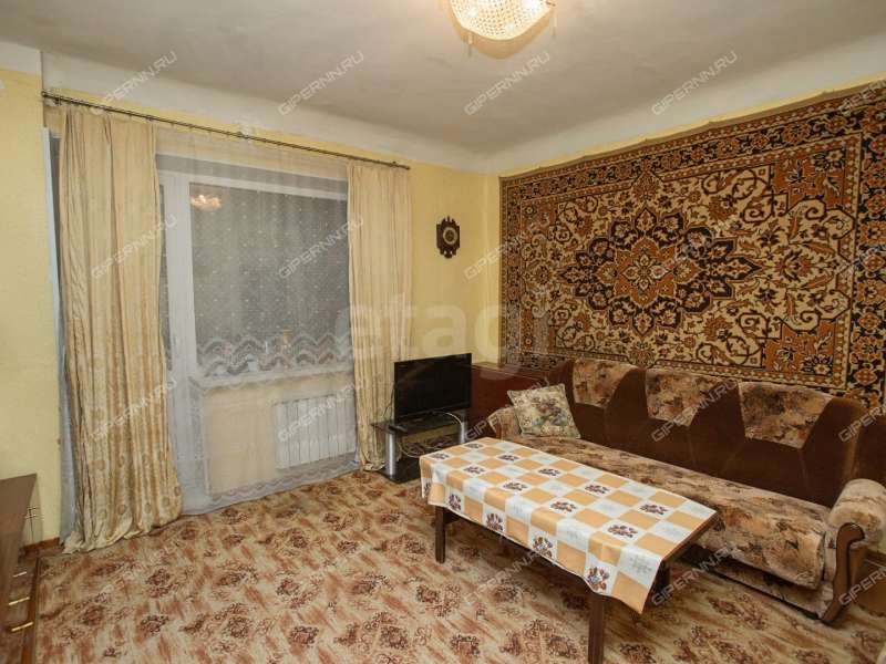 трёхкомнатная квартира на улице Страж Революции дом 23