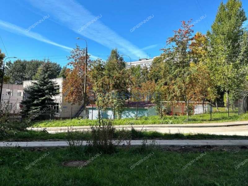 трёхкомнатная квартира на улице Маршала Голованова дом 33