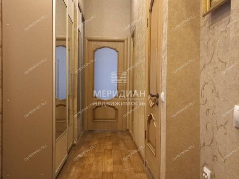 4-komnatnaya-ul-strazh-revolyucii-d-6-3 фото