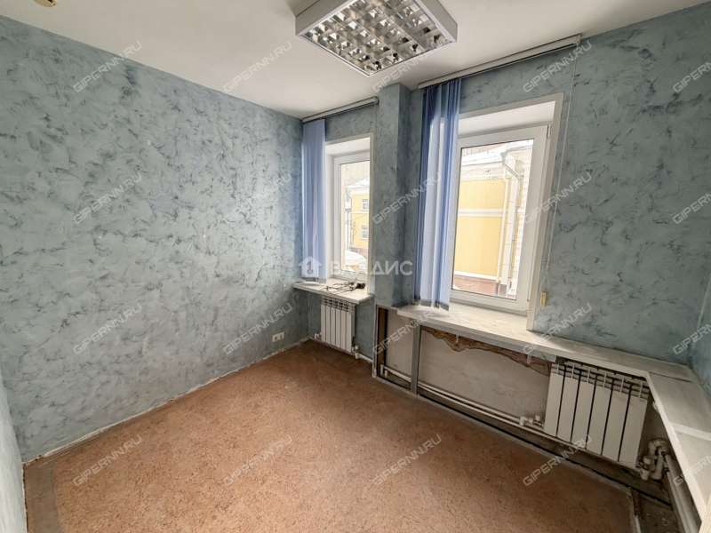 здание под офис, торговую площадь на Большой Покровской улице