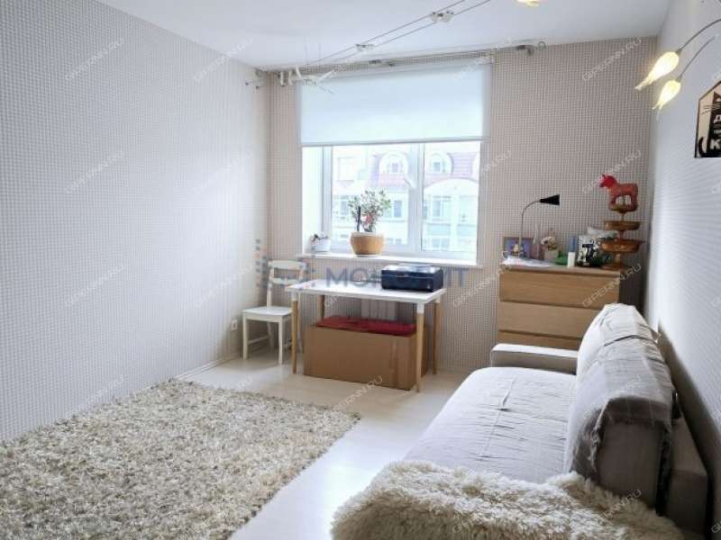 трёхкомнатная квартира на Большой Покровской улице дом 93б