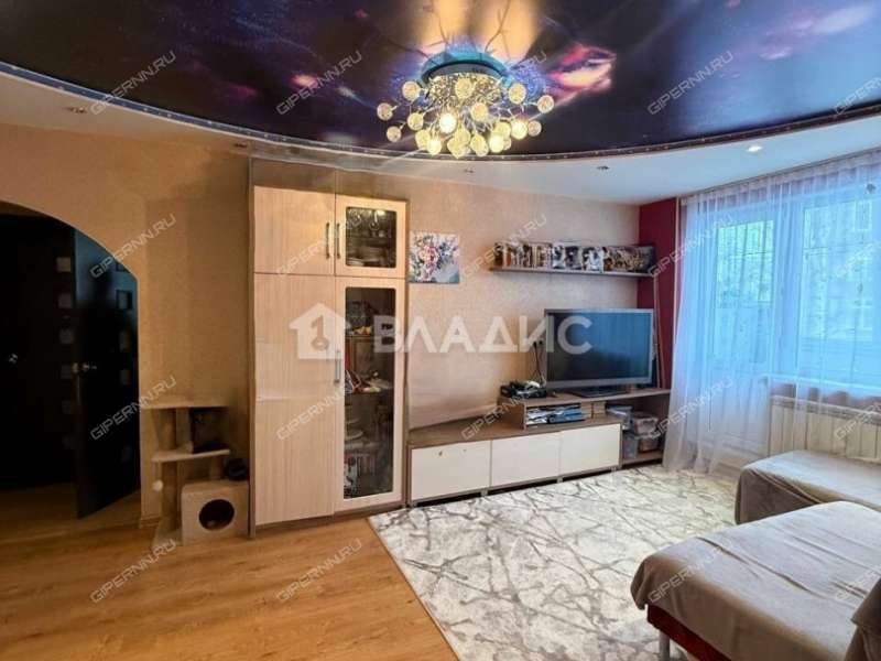 трёхкомнатная квартира на улице Ивана Чугурина дом 3