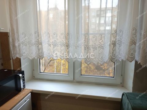 1-komnatnaya-ul-raduzhnaya-d-14 фото