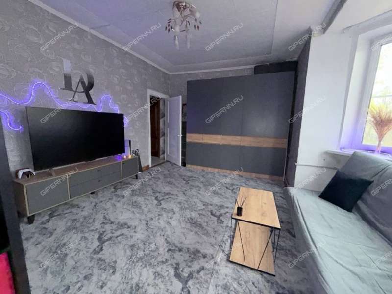 трёхкомнатная квартира на улице Васильева дом 36