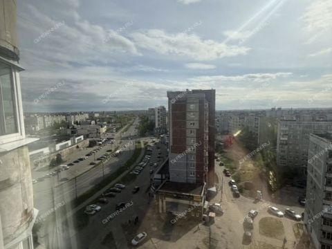 5-komnatnaya-ul-plotnikova-d-4 фото