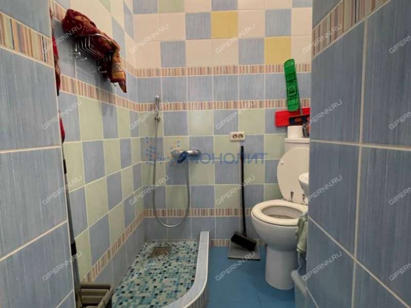 трёхкомнатная квартира на улице Нестерова дом 33