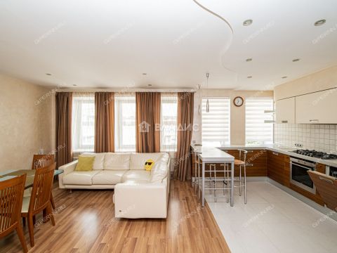 4-komnatnaya-ul-maksima-gorkogo-d-50 фото