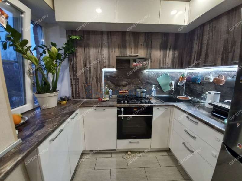 трёхкомнатная квартира в Ярмарочном проезде дом 6