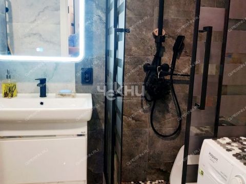 3-komnatnaya-ul-oktyabrskoy-revolyucii-d-40 фото