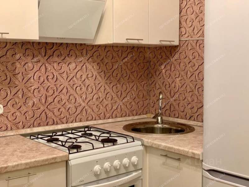 двухкомнатная квартира на проспекте Гагарина дом 48