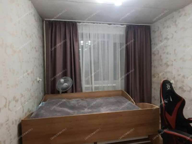 четырёхкомнатная квартира на Московском шоссе дом 225